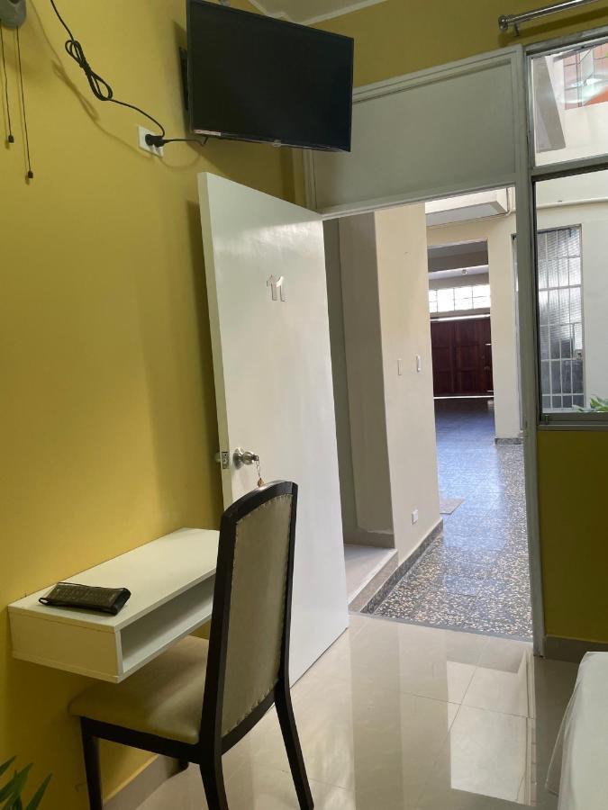 Hotel Calmelia Piura Exterior foto